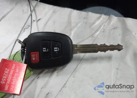 2017 Toyota Rav4 Le z USA, uszkodzony, nr VIN JTMBFREV9HJ144071